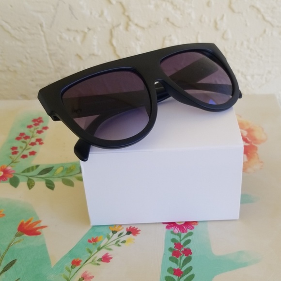 2019  SQUARE OVERSIZED STYLE WOMAN  SUNGLASSES - Picture 3 of 3